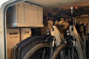 Knaus VAN TI 650 MEG VANSATION Wohnmobil  – Fahrradhalter & Regalsystem