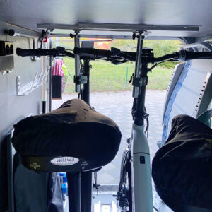 Detailaufnahme des bike-holder im Carthago Chic C-Line.