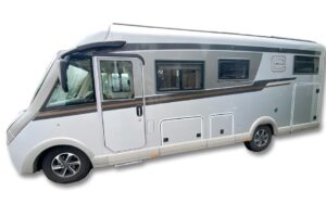 Carthago chic c-line Wohnmobil – Fahrradhalterung & Regalsystem