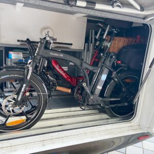 Deckenmontage für Fahrradhalter im FRANKIA F-Line 740 Wohnmobil