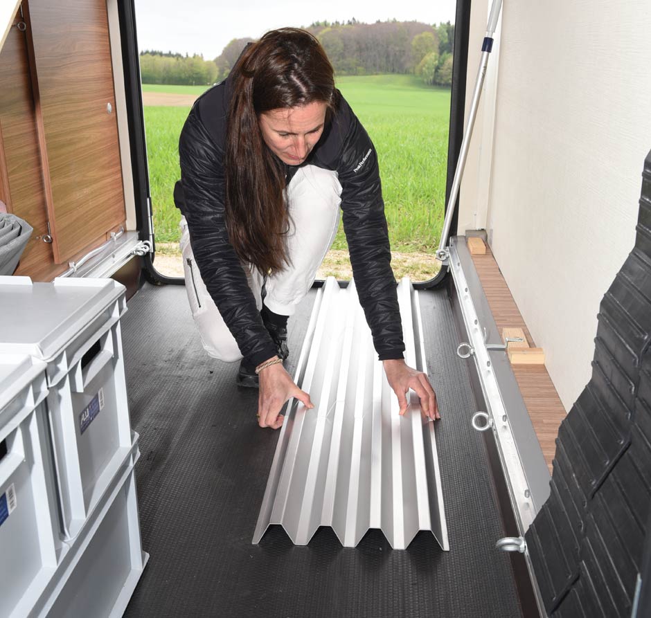 2BodenplatteEinsetzten2