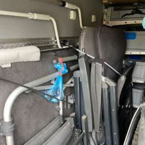 bike-holder COMFORT 2.0 Fahrradhalterung in der Heckgarage des Dethleffs Just 90
