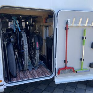 KNAUS SKY TI Heckgarage mit bike-holder COMFORT 2.0 für zwei Fahrräder